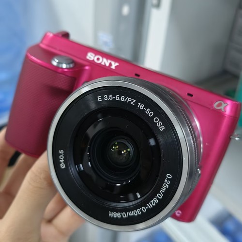 Sony alpha nex pink - nex-f3, 16-50mm