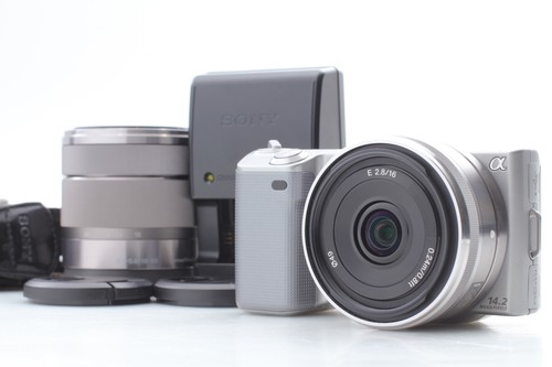 Near mint sony alpha - [near,